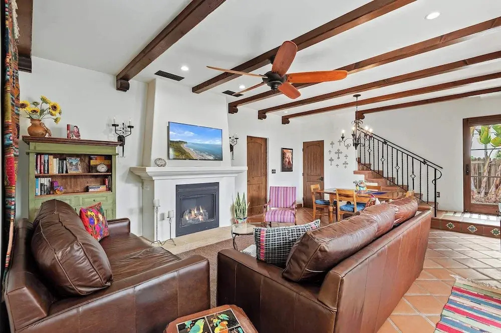 Casa de Lujo - Spanish Seaside Retreat