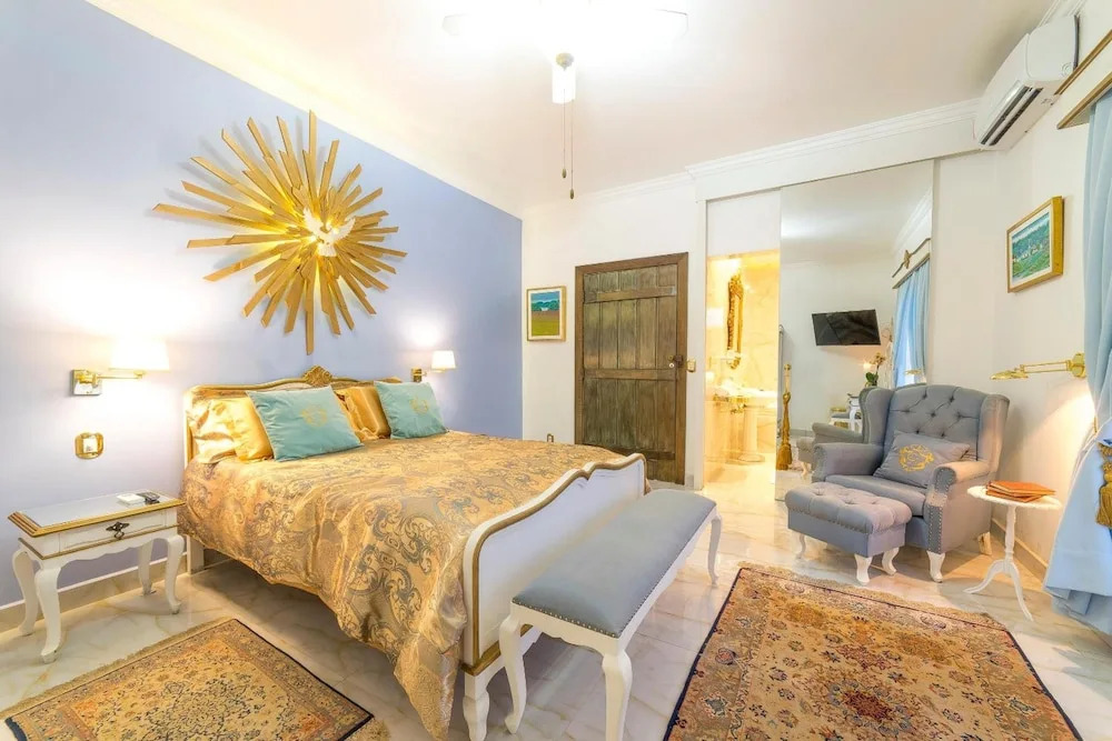 Casa Nostra Boutique Hotel