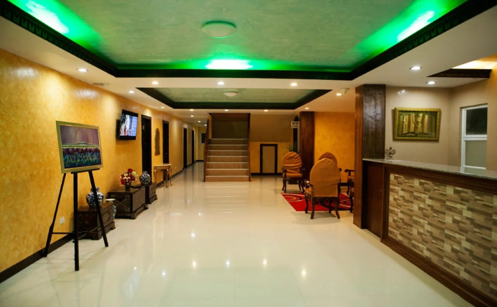 Al-Raddadi Suites