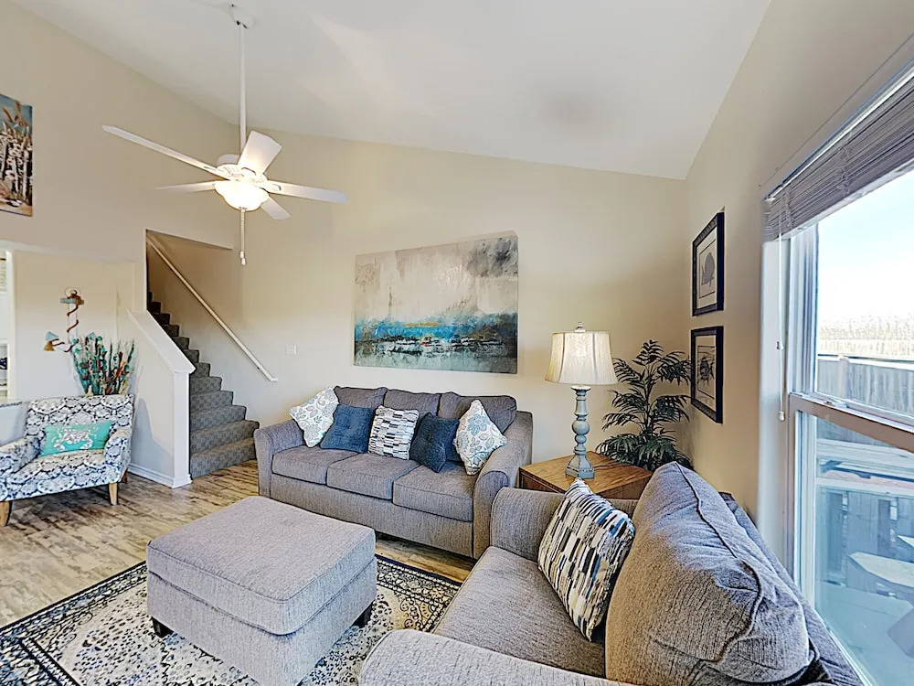 Renovated Nemo Cay Townhome W/ Pool-- Near Beach 3 Bedroom Townhouse