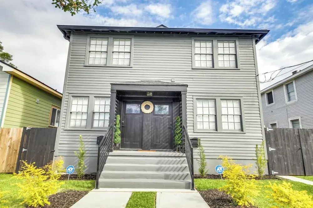 4 Mi to French Quarter: Walkable Apt w/ Yard