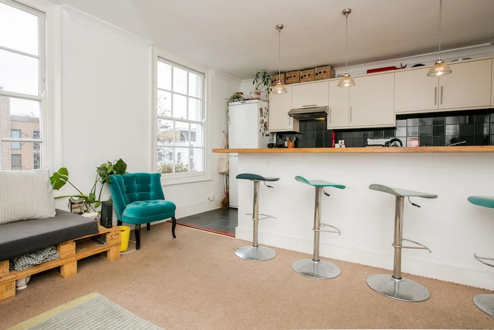 2 Bedroom Flat In Peckham