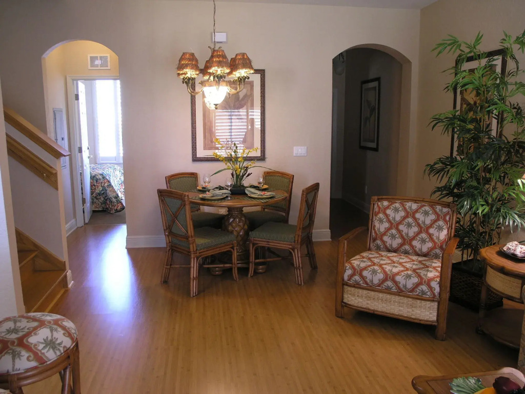 Villas At Regal Palms