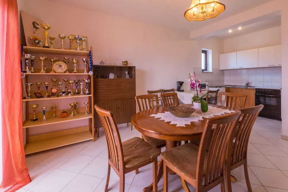 Apartments Paly