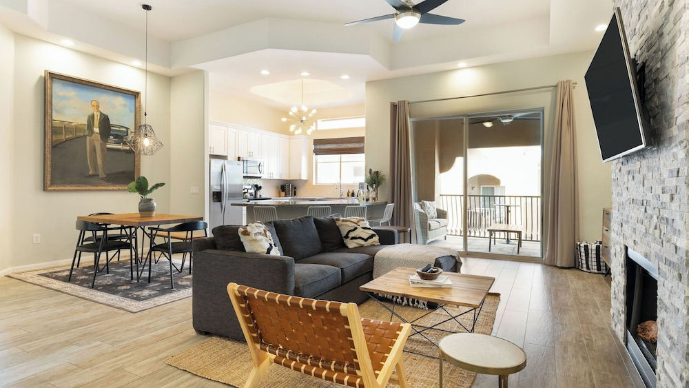 Eucalyptus by Avantstay Stunning Scottsdale Home w/ Communal Pool & Hot Tub