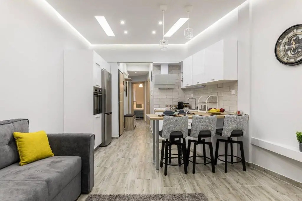 J&T Central Apartment