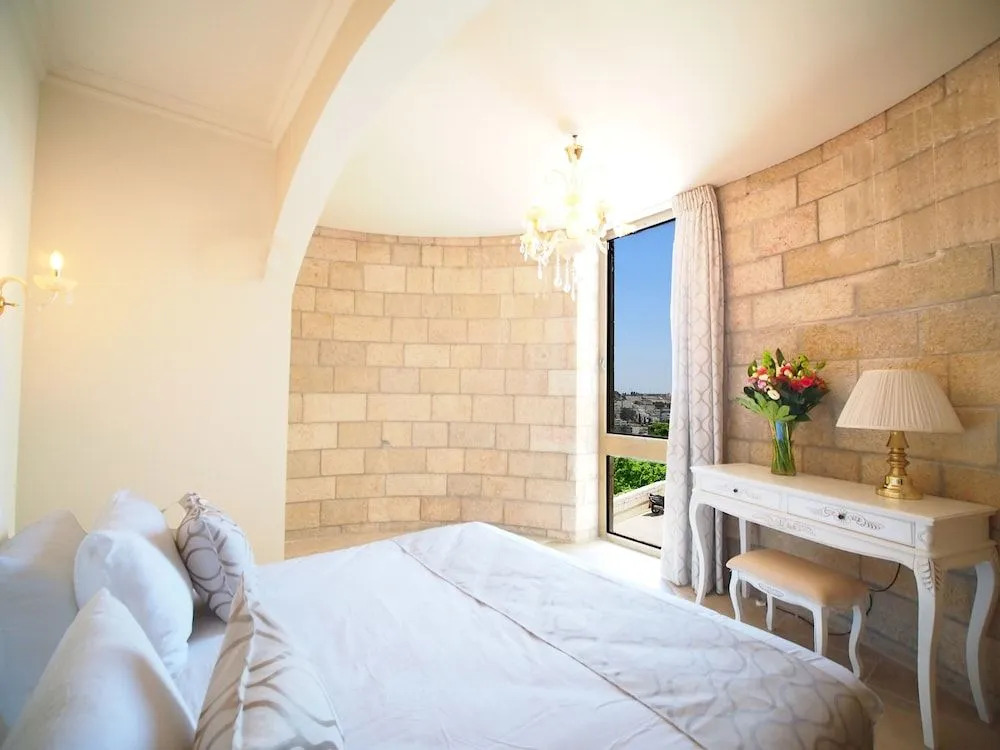 Litov Kotel Hotel - A Jewish Orthodox Hotel
