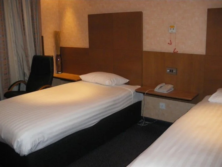 Hogs Back Hotel & Spa Nr Farnham
