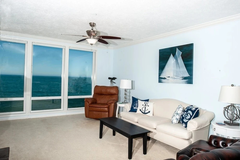 Whale Crossing 2 Bedroom Condo