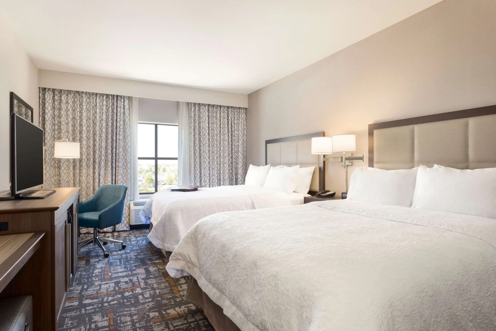 Hampton Inn & Suites West Des Moines Mill Civic