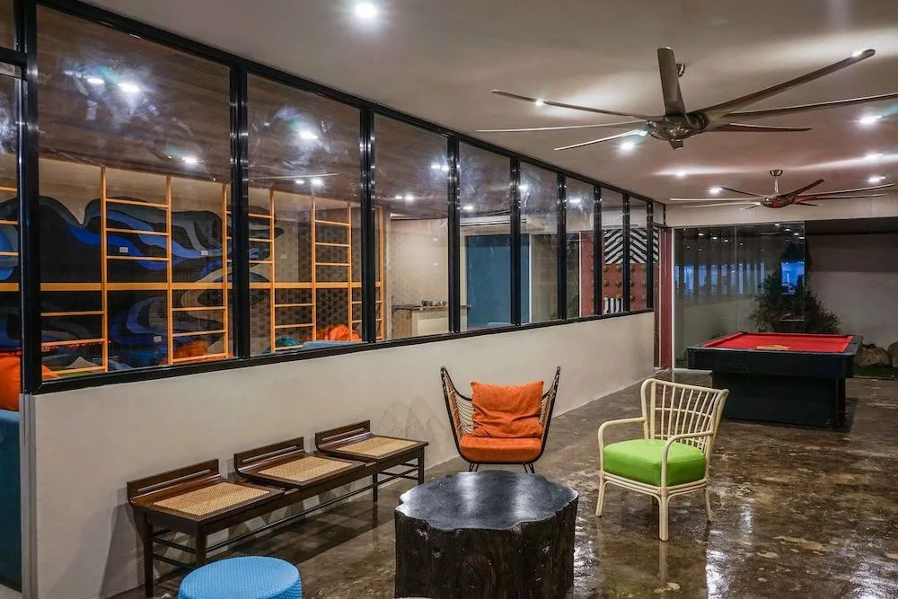 HQ Hostel