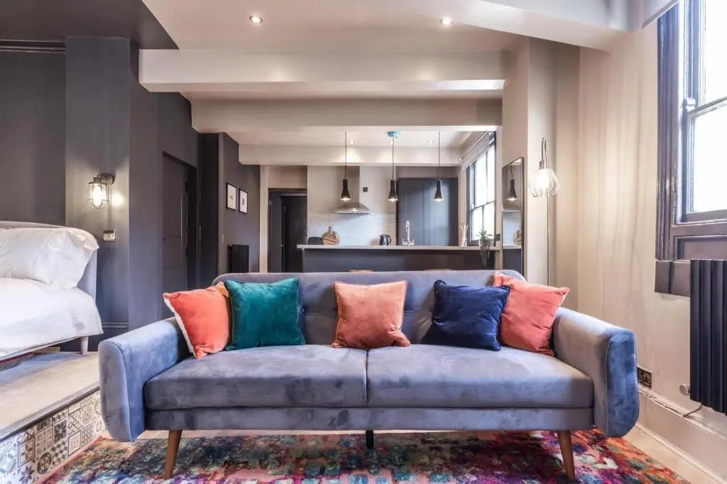 Eden Apartment
