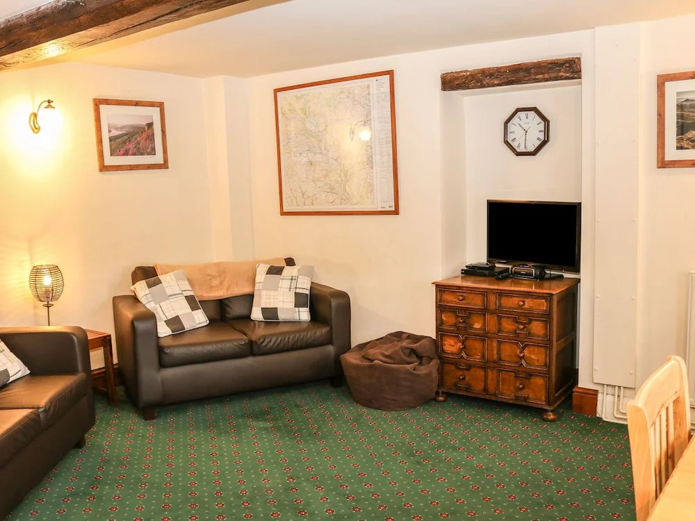 Lea Cottage