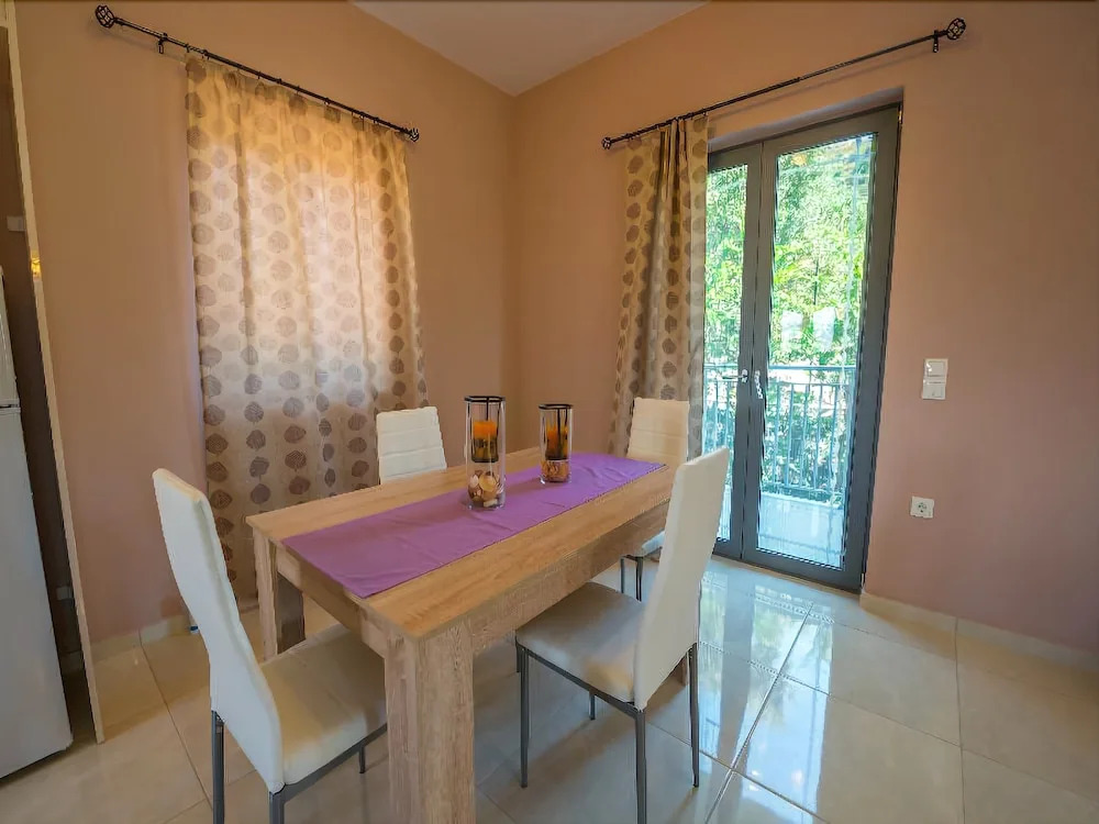 Dreamland Villas