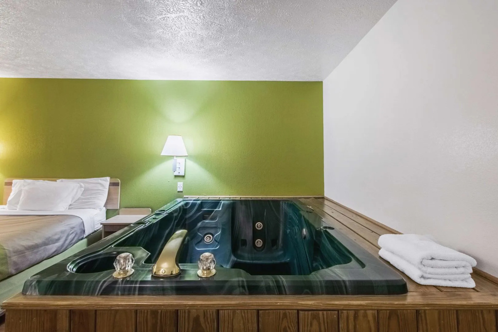 Red Roof Inn Greencastle South – Cloverdale