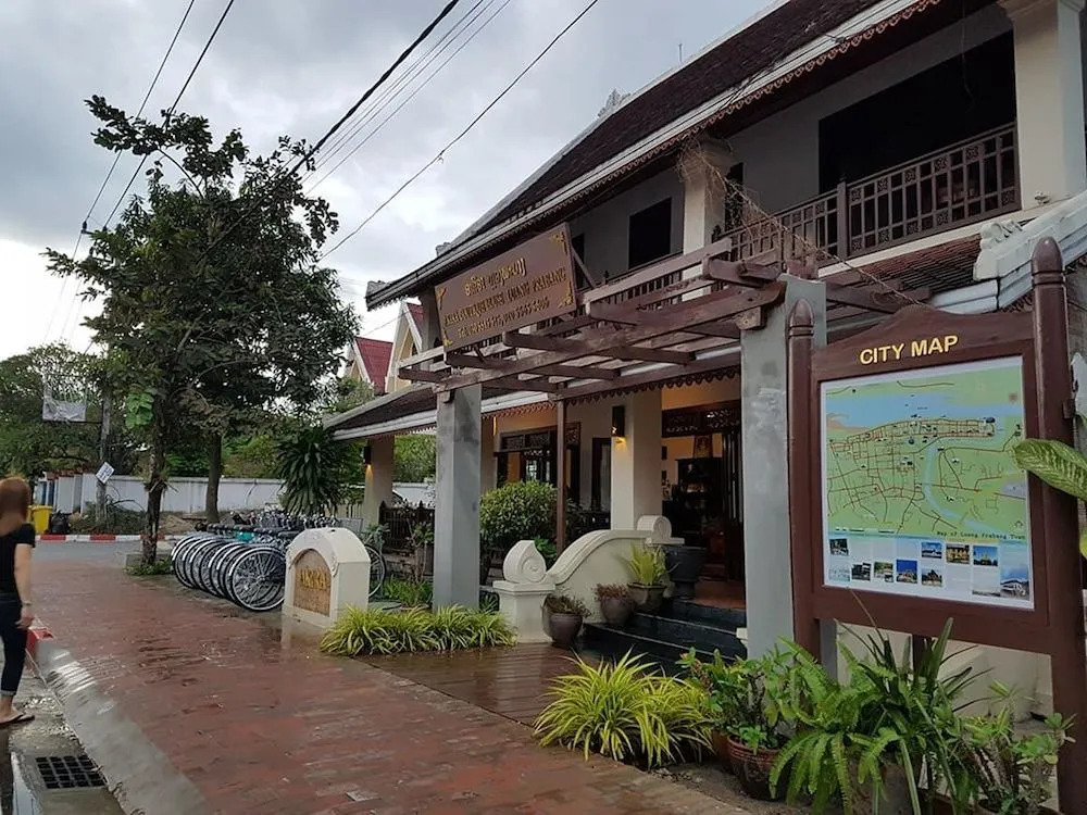 Akira Luang Prabang