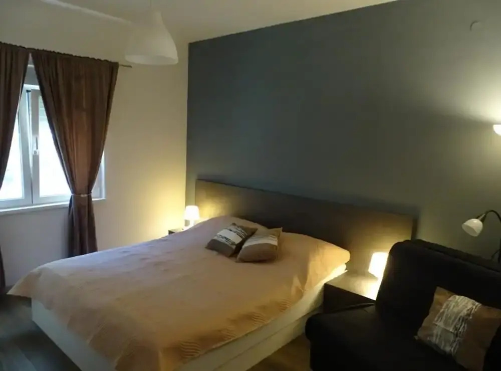 Cozy Seaview Retreat A & M Apartments