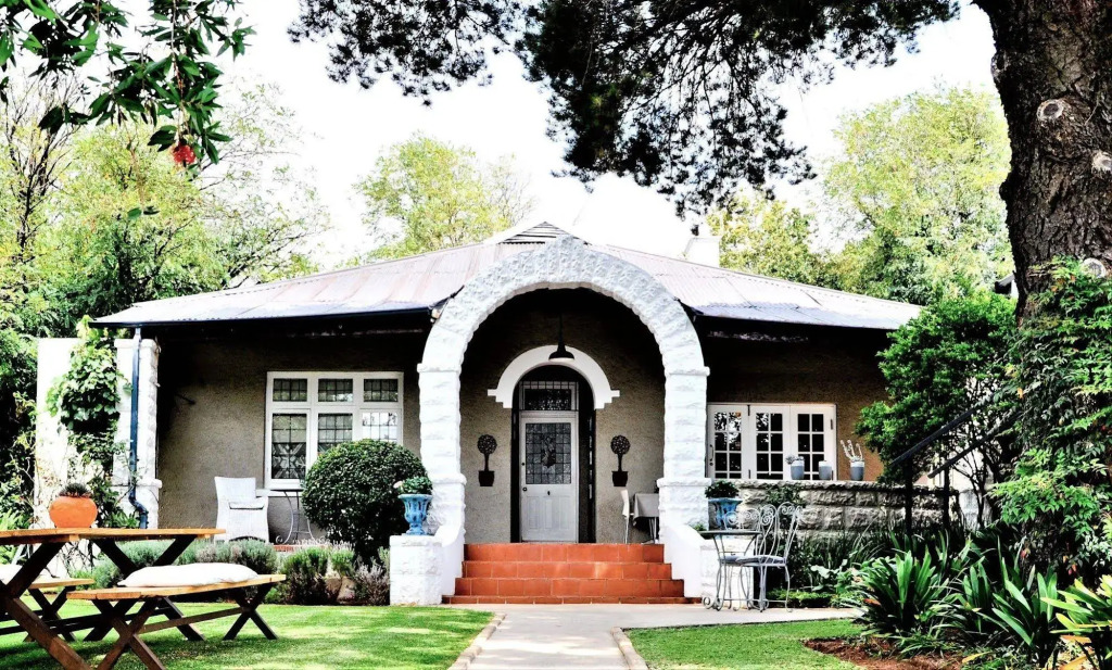 Ginnegaap Guest House