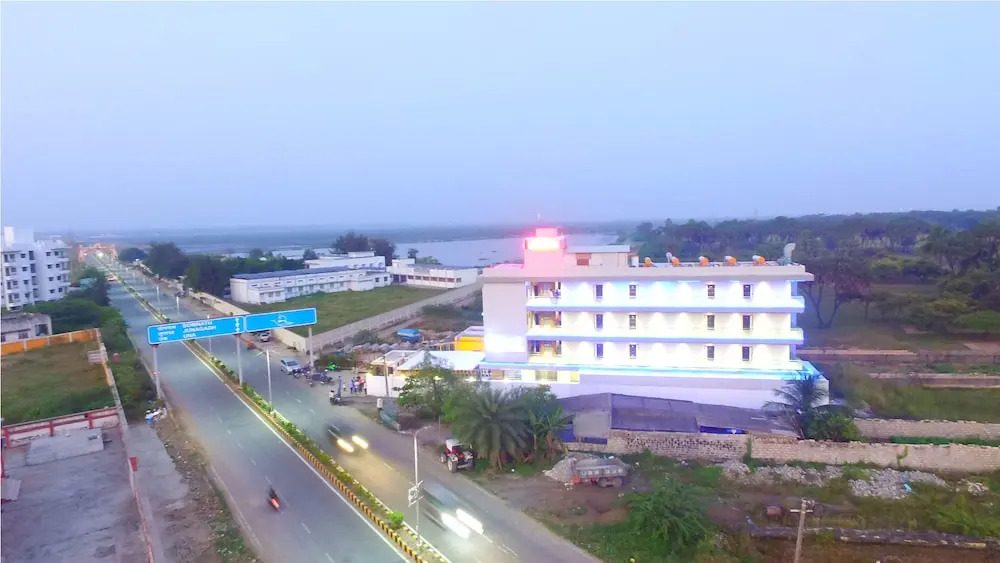 Hotel Keshav