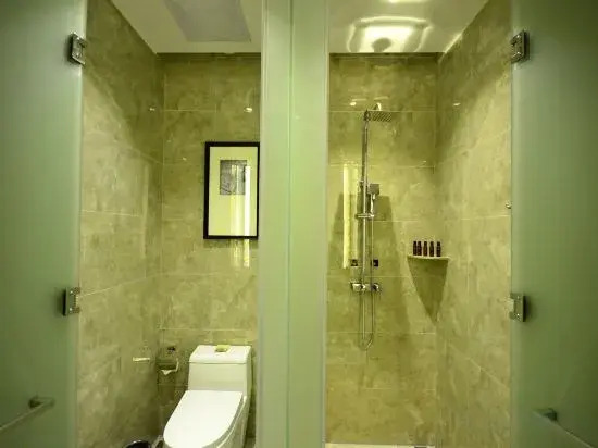 Bolaihua Hotel Wuhan Guanggu