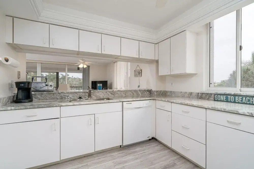 Ocean Harbor 104A