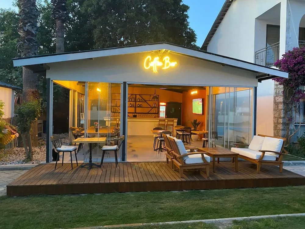 BURÇ HOTEL