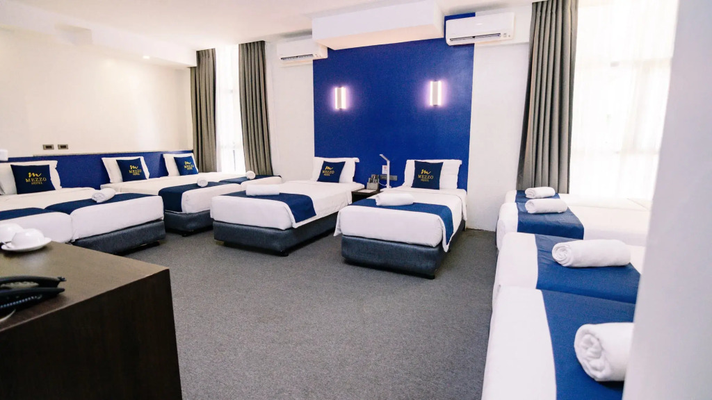 Mezzo Hotel