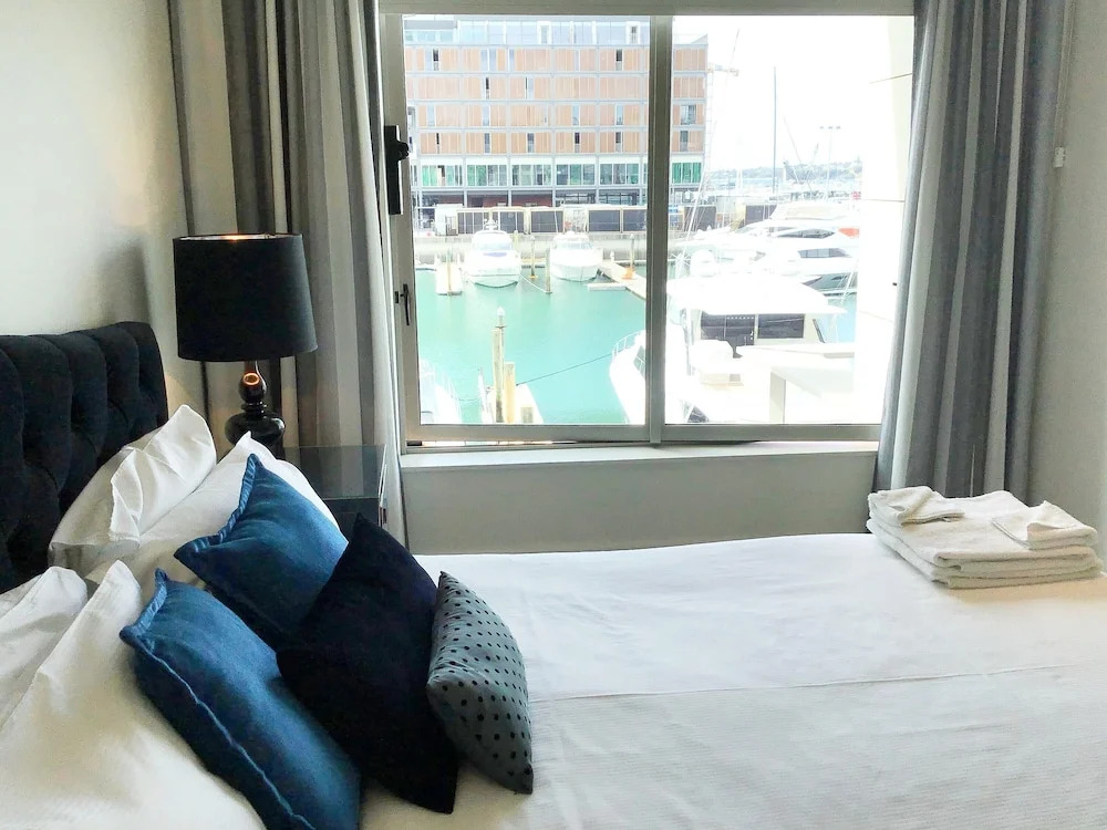 QV Living waterfront 773