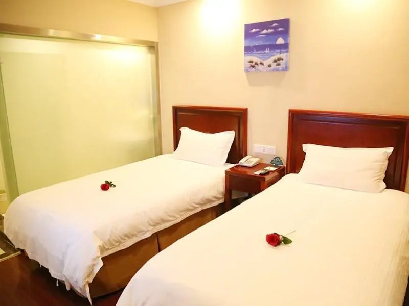 Greentree Inn Rizhao Lighthouse Scenic Zone Shell Hotel
