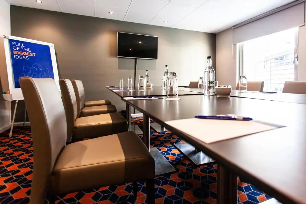Holiday Inn Express Glasgow City Theatreland by IHG