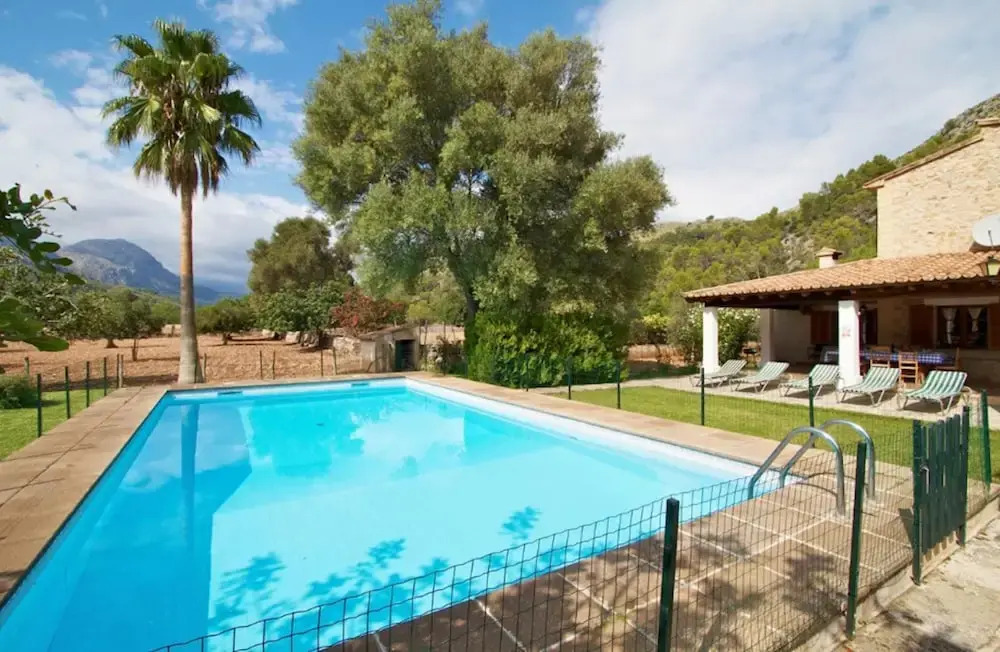 Vall de March Finca Farmhouses by Vida Villas