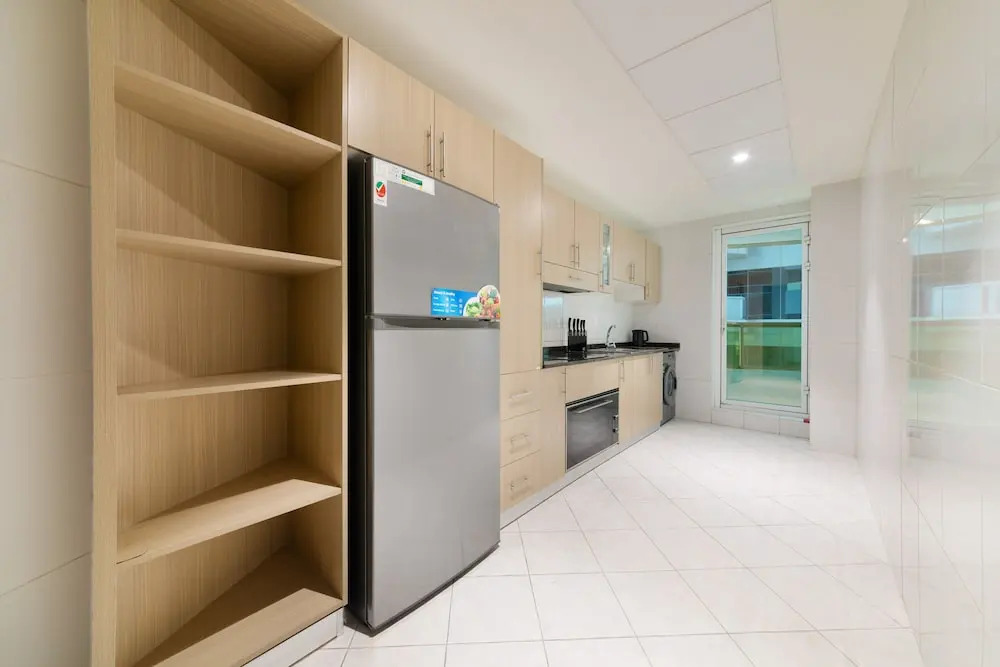 Maison Privee - Millennium Executive Tower