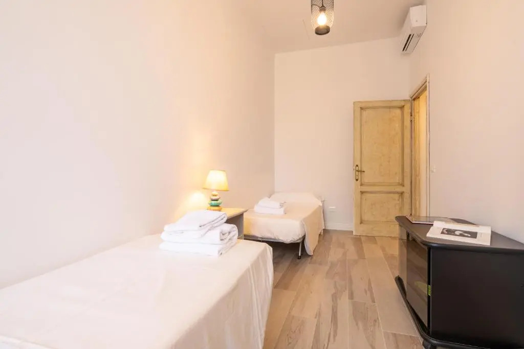 Santa Maria Novella 4 Bedrooms by Mmega