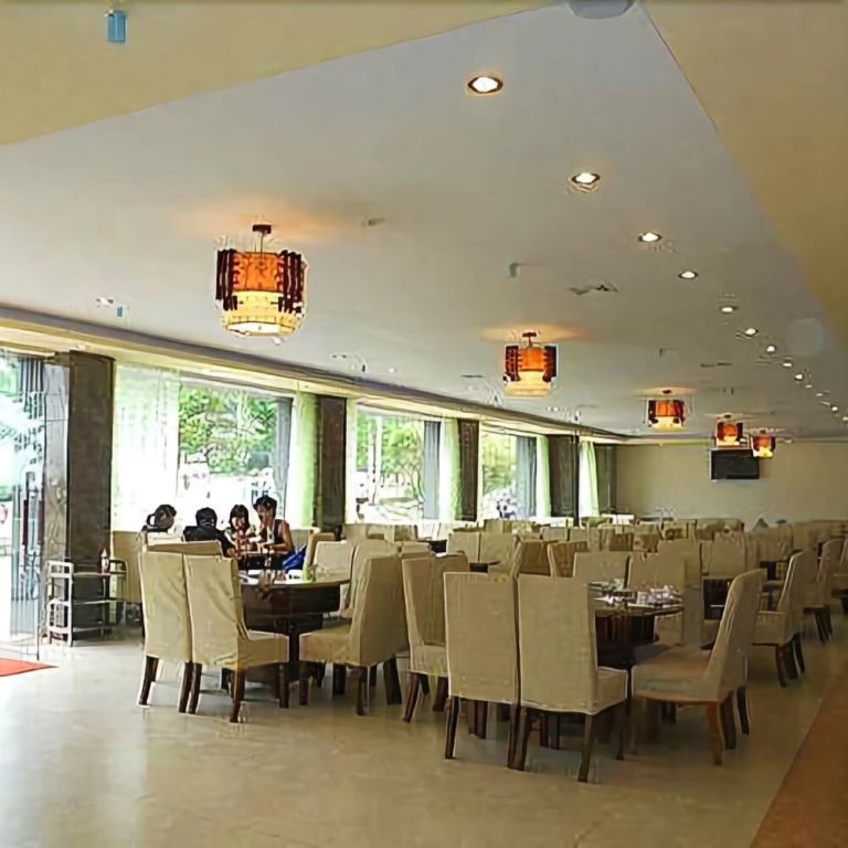 Chongqing Xianyi Holiday Hotel