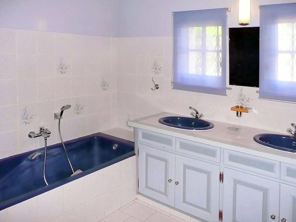 Sprawling Villa in Saint-tropez With Swimming Pool