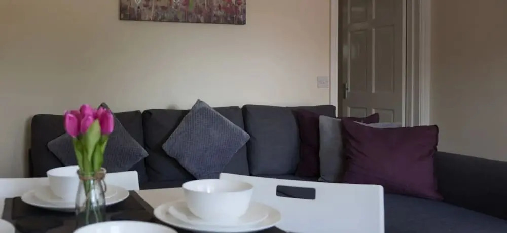 1 Willows Apartment