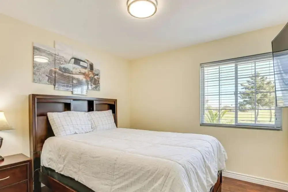 4BR Home w/ Private Pool, Patio & Grill
