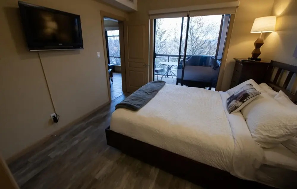 Two Bed Two Bath Corner Unit #432