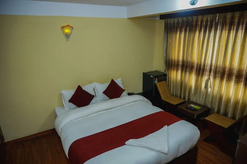 Hotel Holy Temple Tree & Chautari Cafe