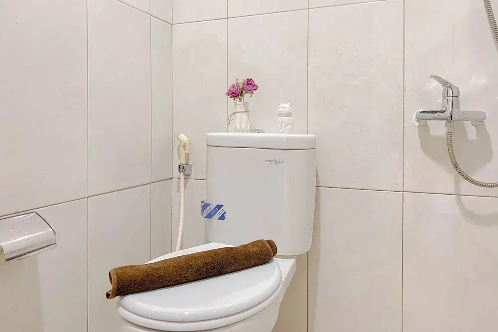 Great Deal And Spacious 2Br At Nifarro Park Apartment