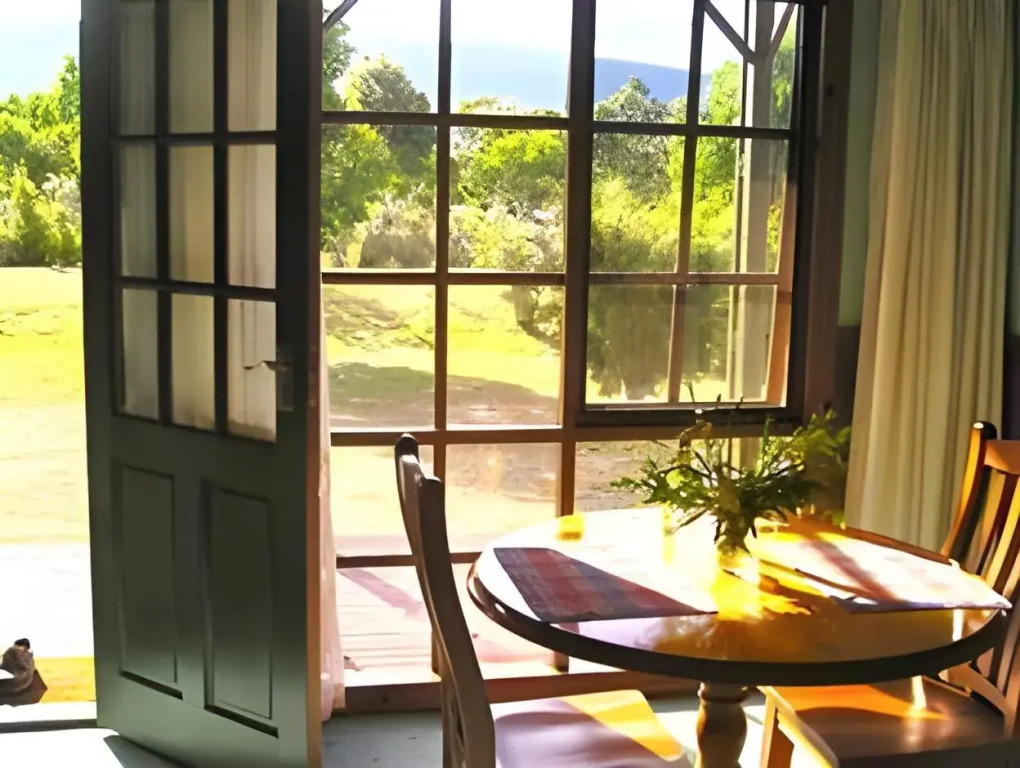 Mountain View Motor Inn & Holiday Lodges
