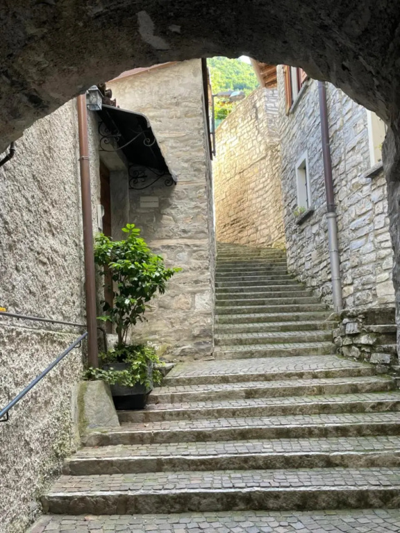 Il borghetto di Torno