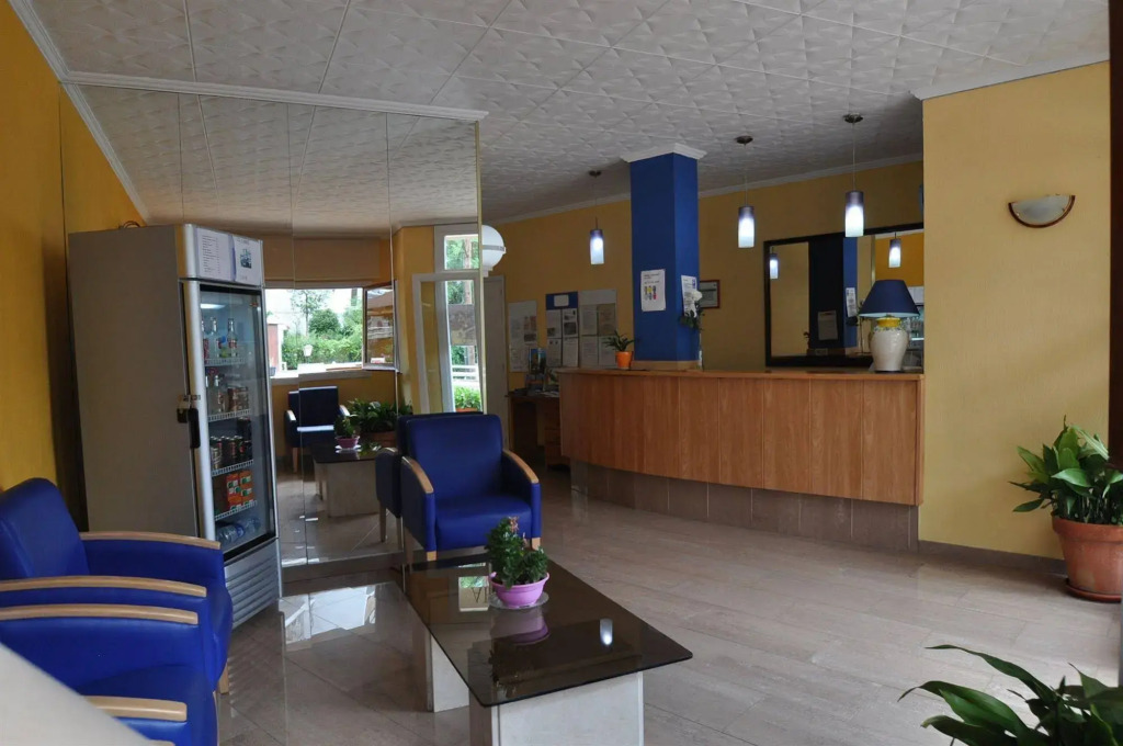 Eva Aparthotel