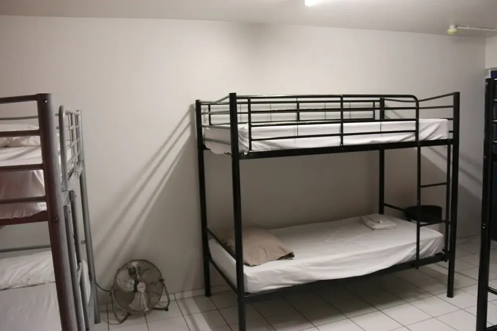 Waterfront Backpackers - Hostel