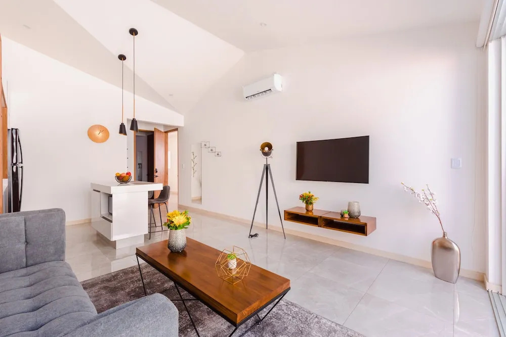 C A L Suites