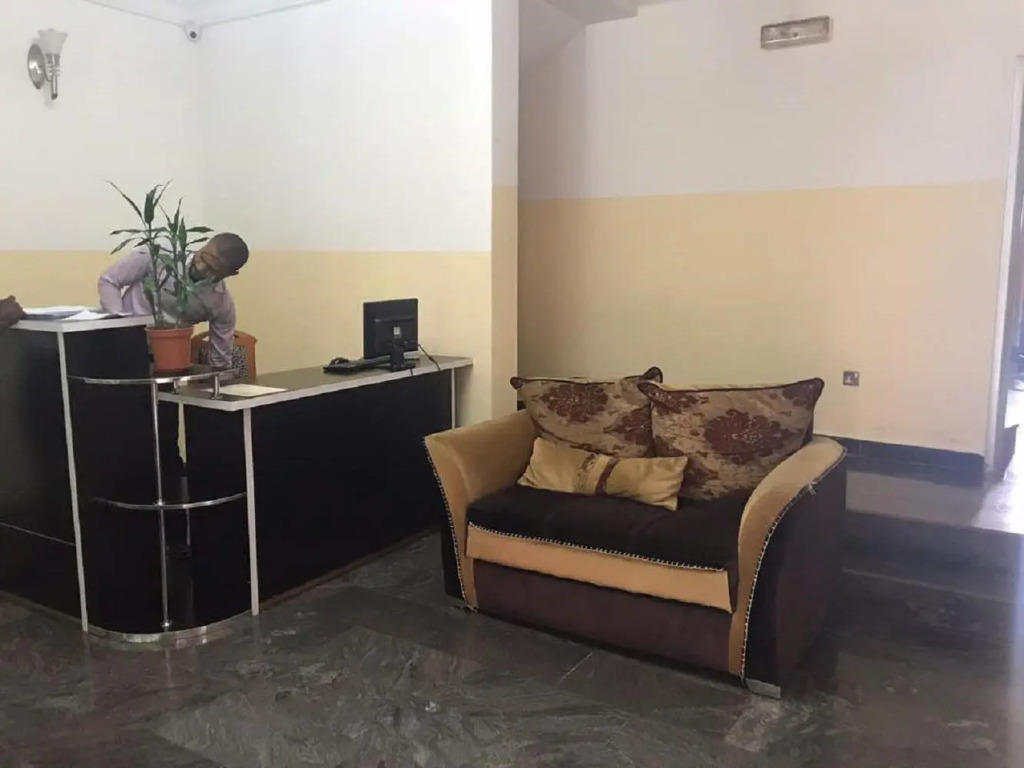 Diplomatic suites
