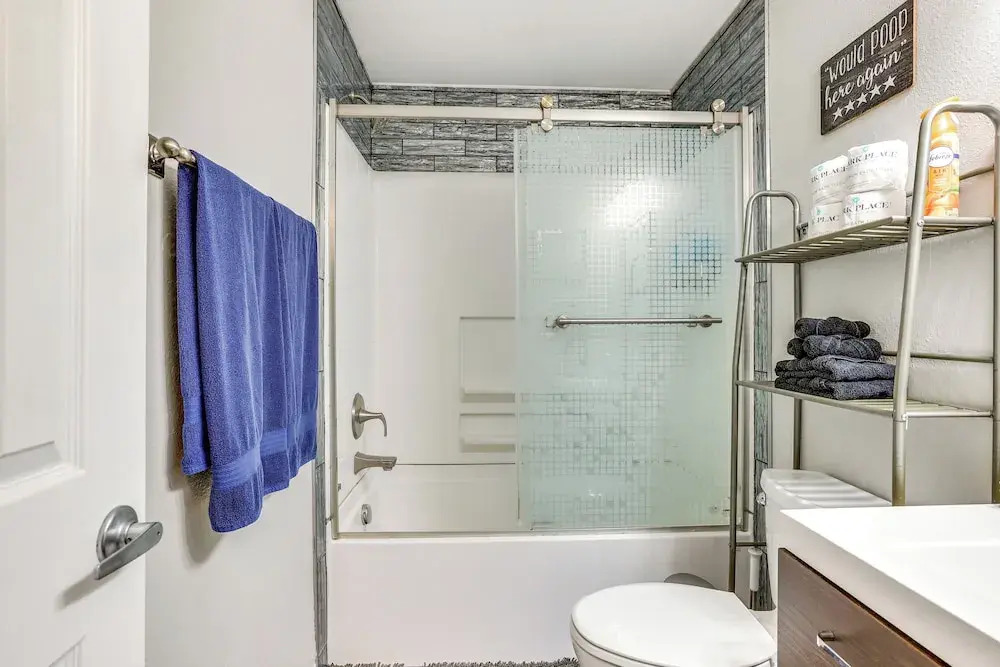 Boise Home w/ Hot Tub, Yard ~ 5 Mi to Dtwn!