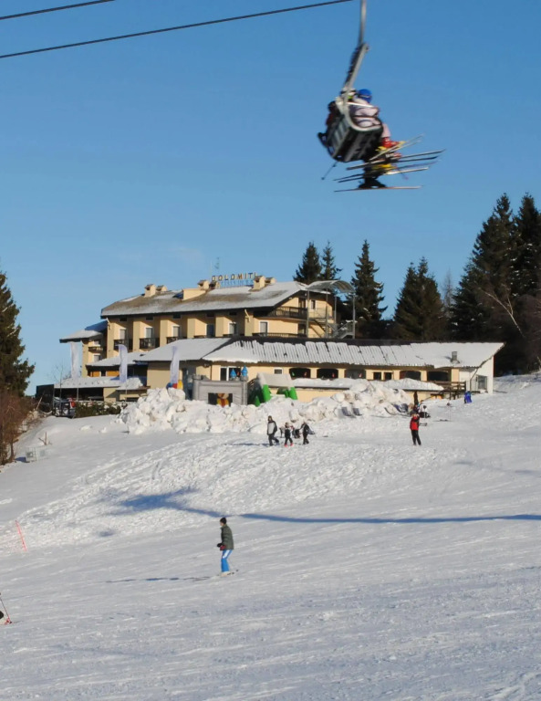 Hotel Dolomiti - Azzurro Club