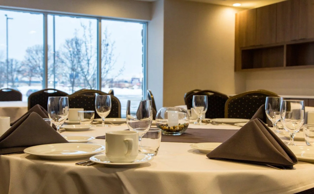 Holiday Inn Hotel & Suites - Mount Pleasant by IHG