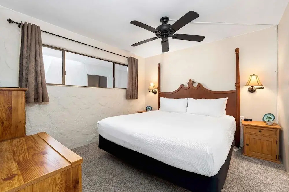 Oceanfront Complex No Stairs AC WIFI